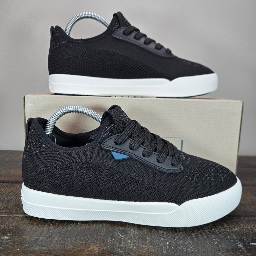 Vessi Weekend Sneaker Womens Size 5 Waterproof Shoes Asphalt Black White